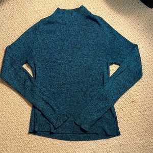 urban outfitters bdg turtleneck long sleeve sweater SIZE: small